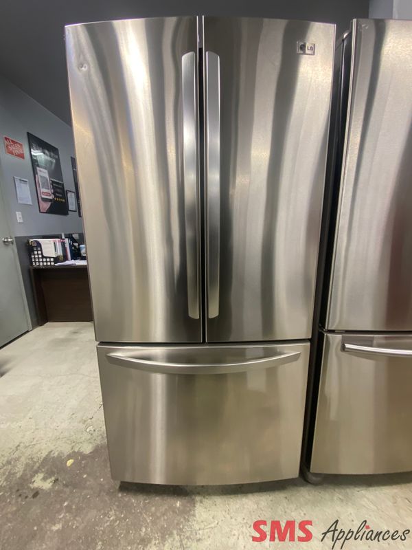 LG 33 LG 33" French Door Refrigerator LFC23760ST