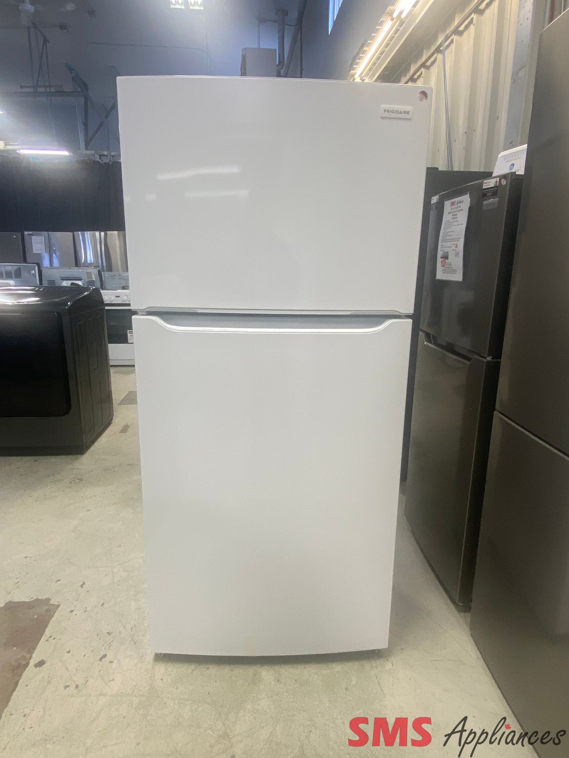 Open Box - Scratch & Dent - Frigidaire 30" Top Mount Refrigerator FFTR1835VW