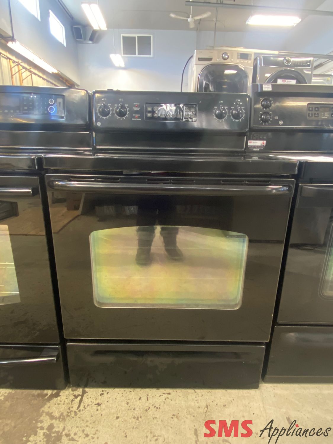 GE 30" Glass Top Stove JCBP66B0K4BB