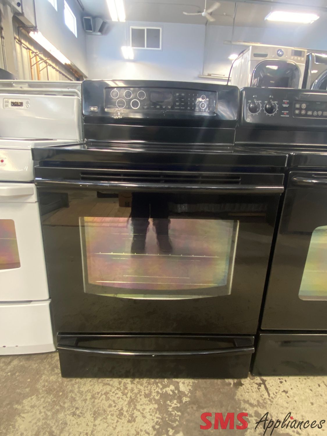 LG 30" Glass Top Stove LSC5622WB