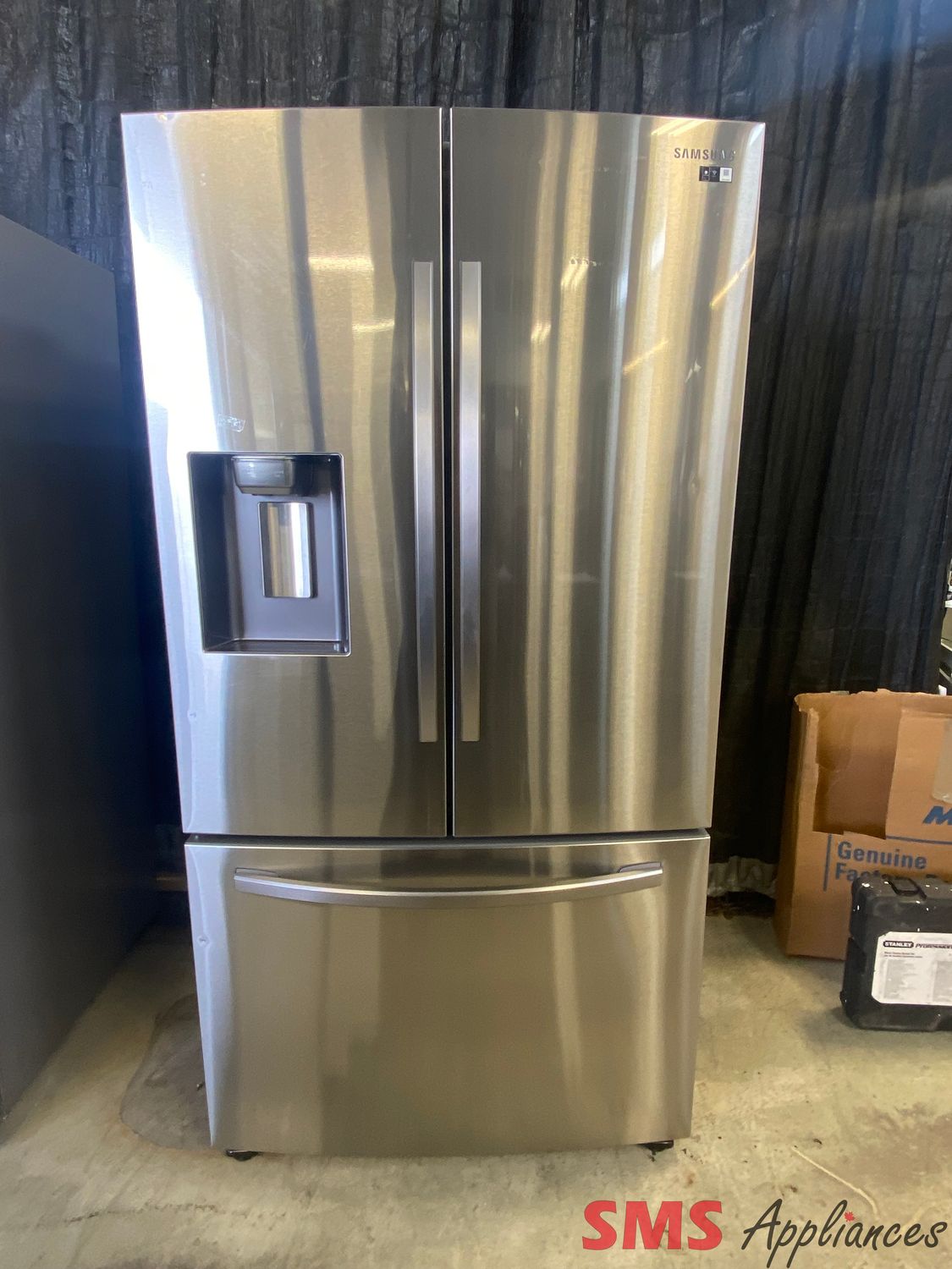 Open Box - Scratch & Dent - Samsung 36" French Door Refrigerator RF28R6201SR