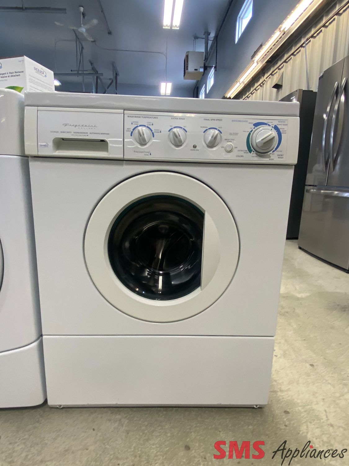 Frigidaire 27" Front Load Washer GLTF1240AS