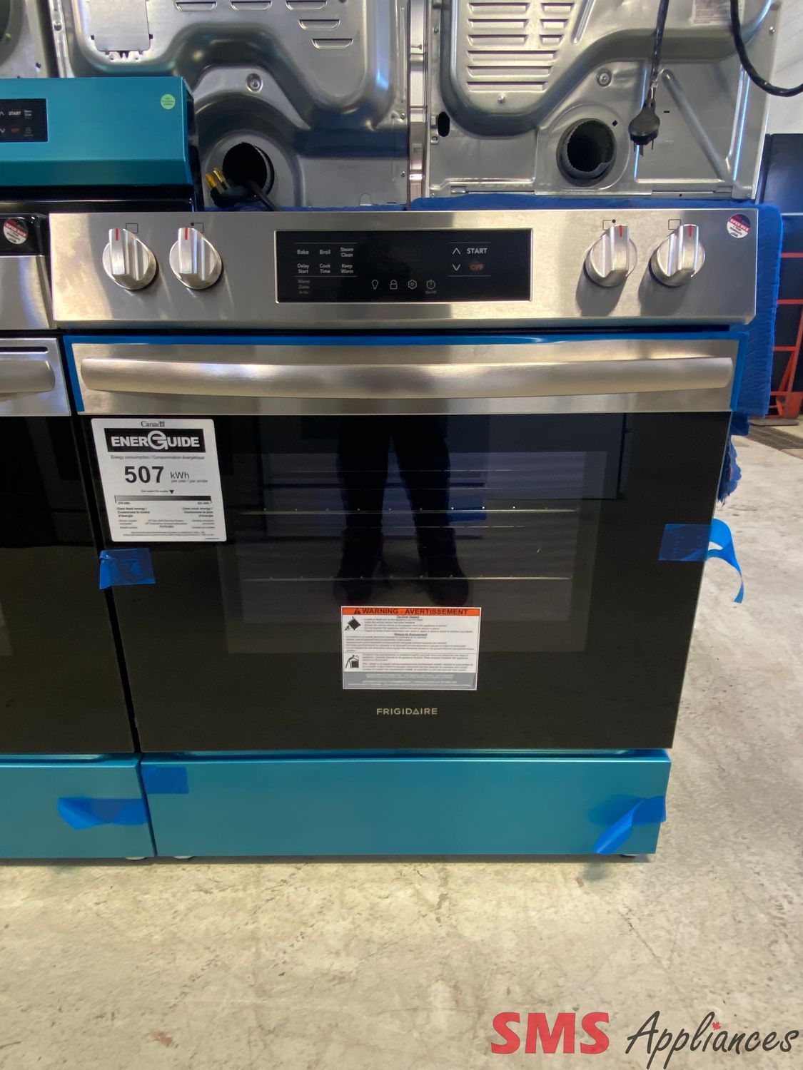 Open Box - Frigidaire 30" Glass Top Stove FCFE306CAS
