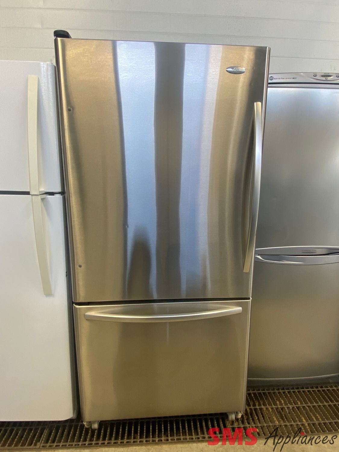 Whirlpool 33" Bottom Mount Refrigerator GB2SHDXTS