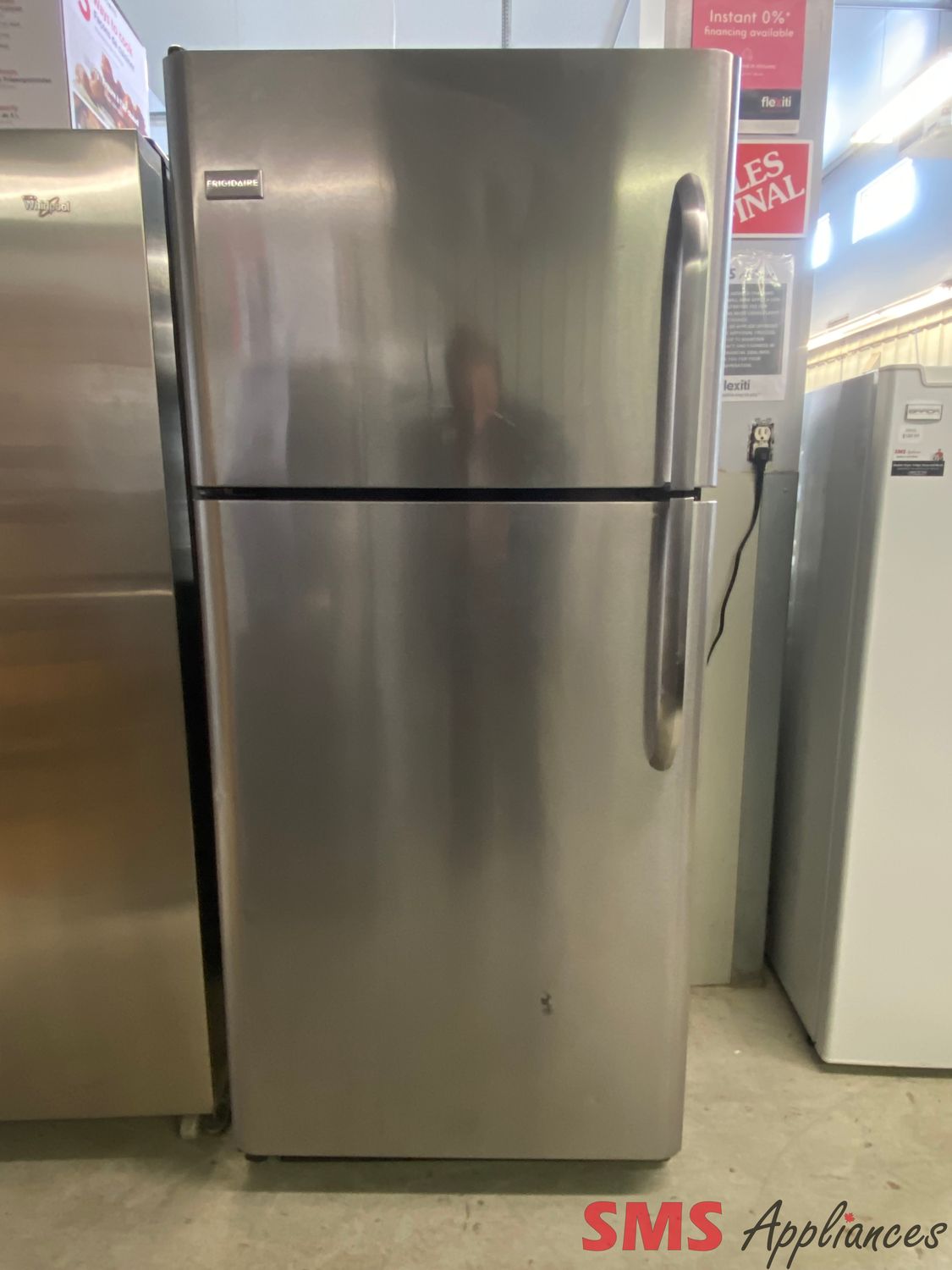 Frigidaire 30" Top Mount Refrigerator FFHT2126LK