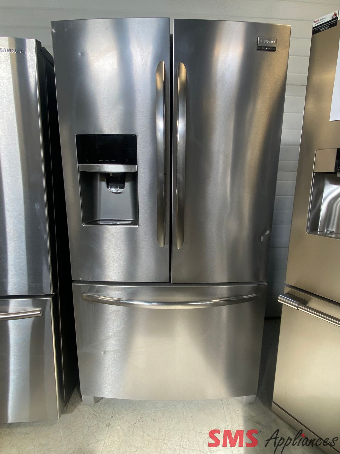 Frigidaire Gallery 36" French Door Refrigerator FGHF2366PF