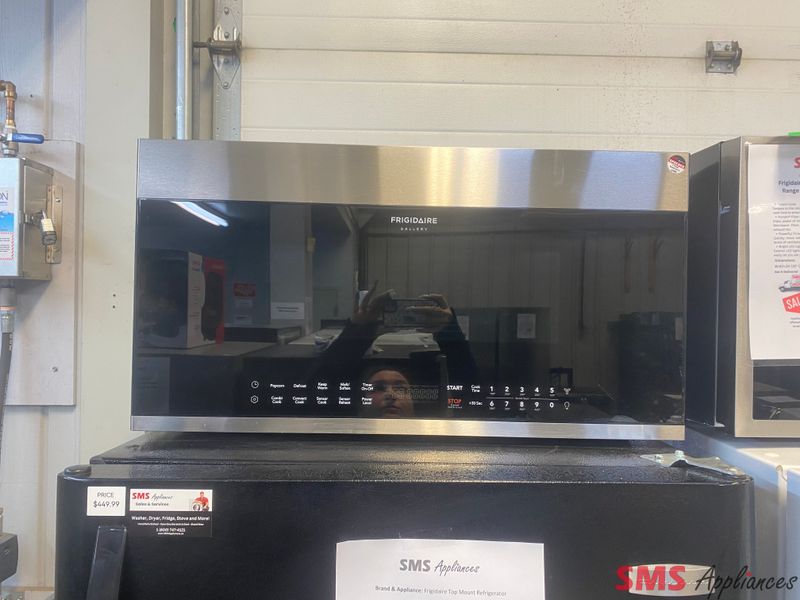 Open Box - Scratch & Dent - Frigidaire Gallery 30" Over the Range Microwave GMOS196CAF