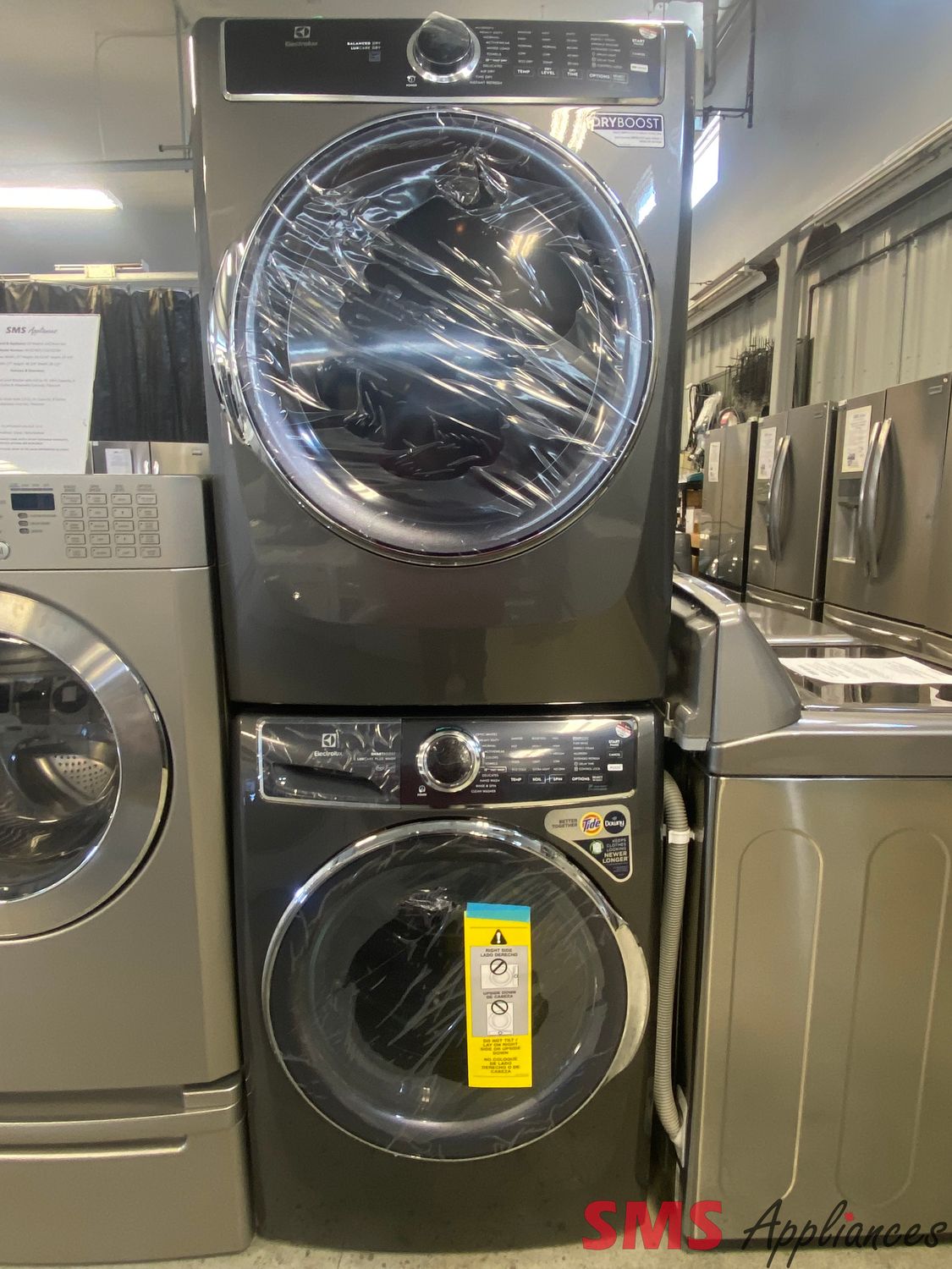 Open Box - Scratch & Dent - Electrolux 27" Washer & Dryer Set ELFW7637AT / ELFE763CAT