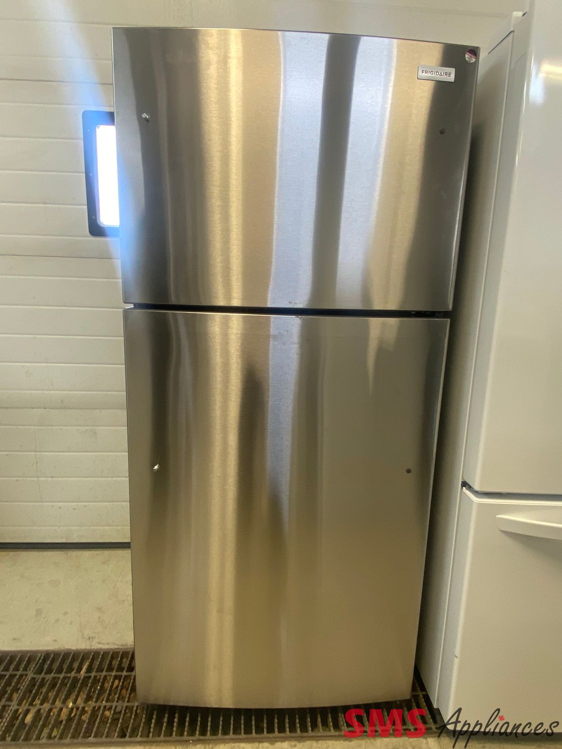 Open Box - Frigidaire 30" Top Mount Refrigerator FFHT2022AS