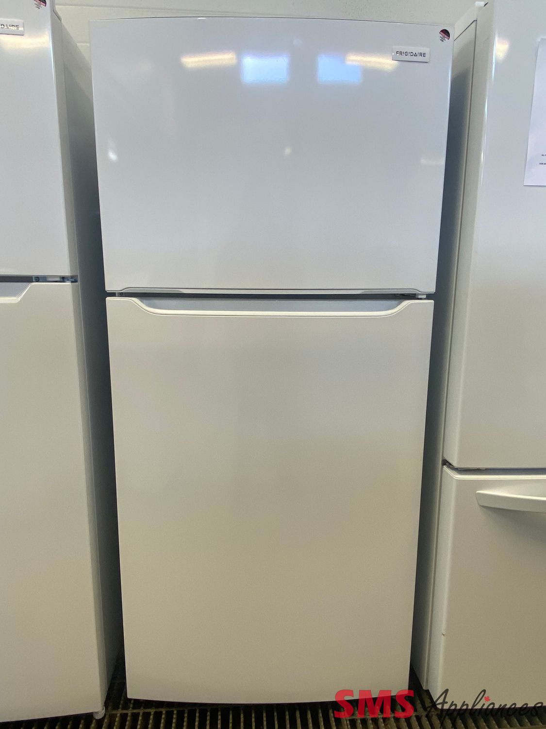 Open Box - Frigidaire 30" Top Mount Refrigerator FFHT1835VW