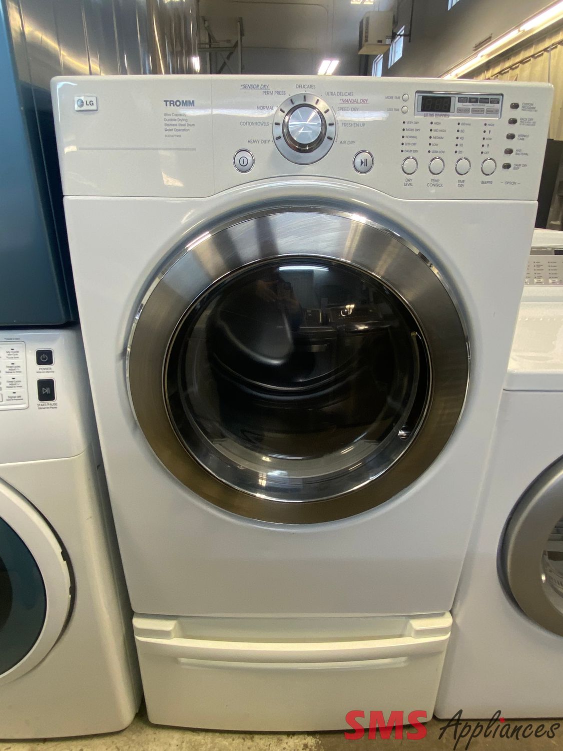 LG 27" Front Load Dryer DLE5977WM