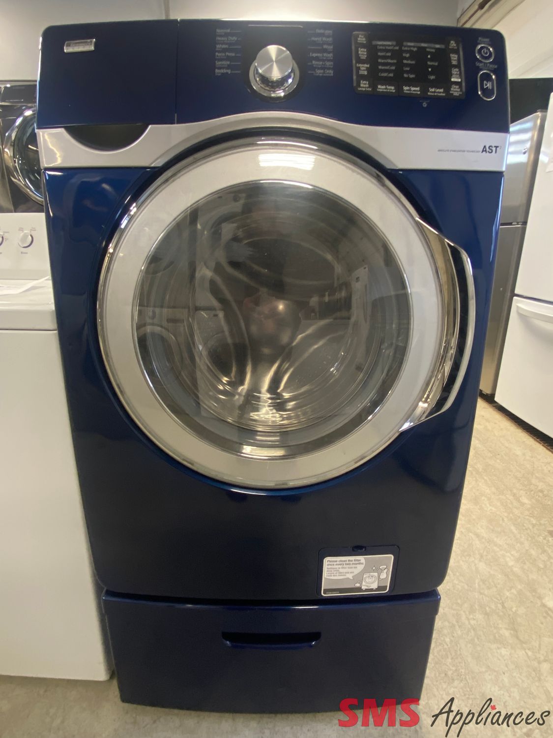 Kenmore Elite 27" Front Load Washer 592-495090