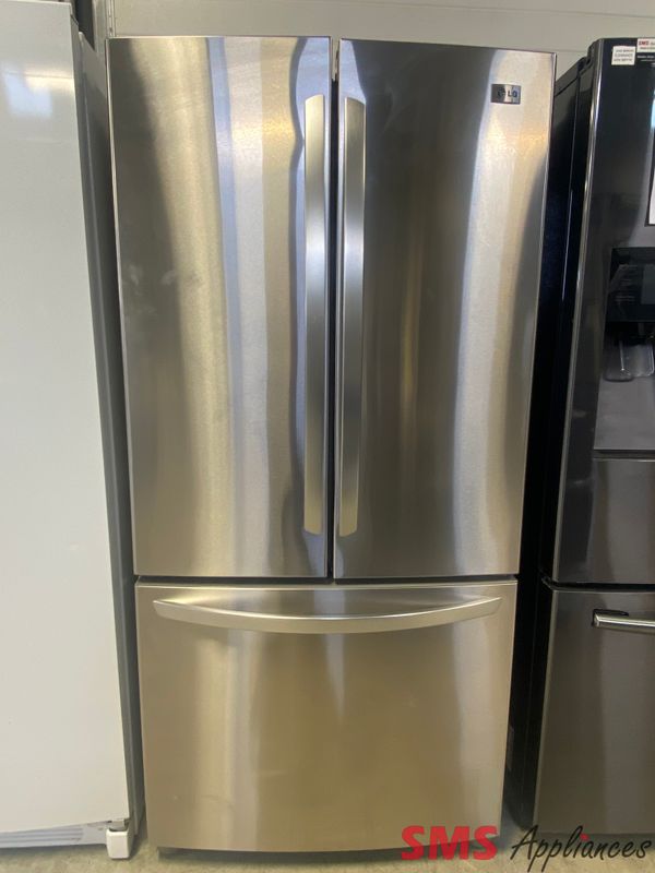 LG 33" French Door Refrigerator LFC23760ST