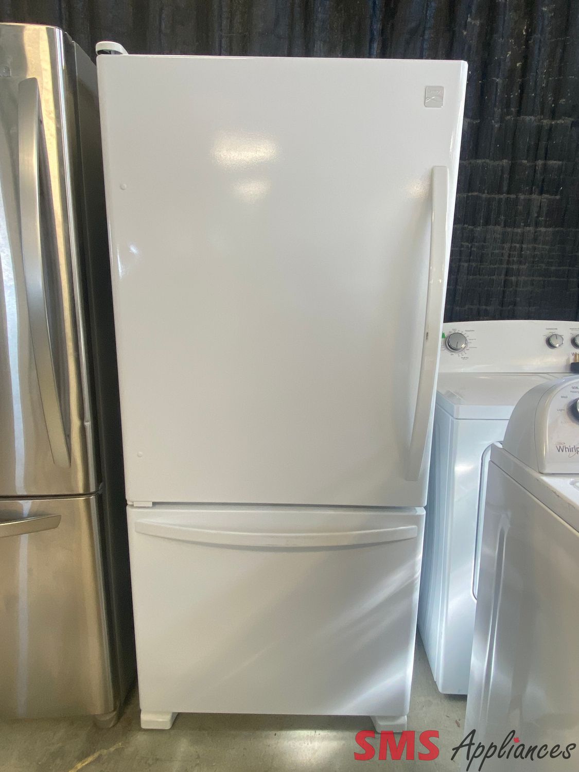 Kenmore 30" Bottom Mount Refrigerator 596.69332010