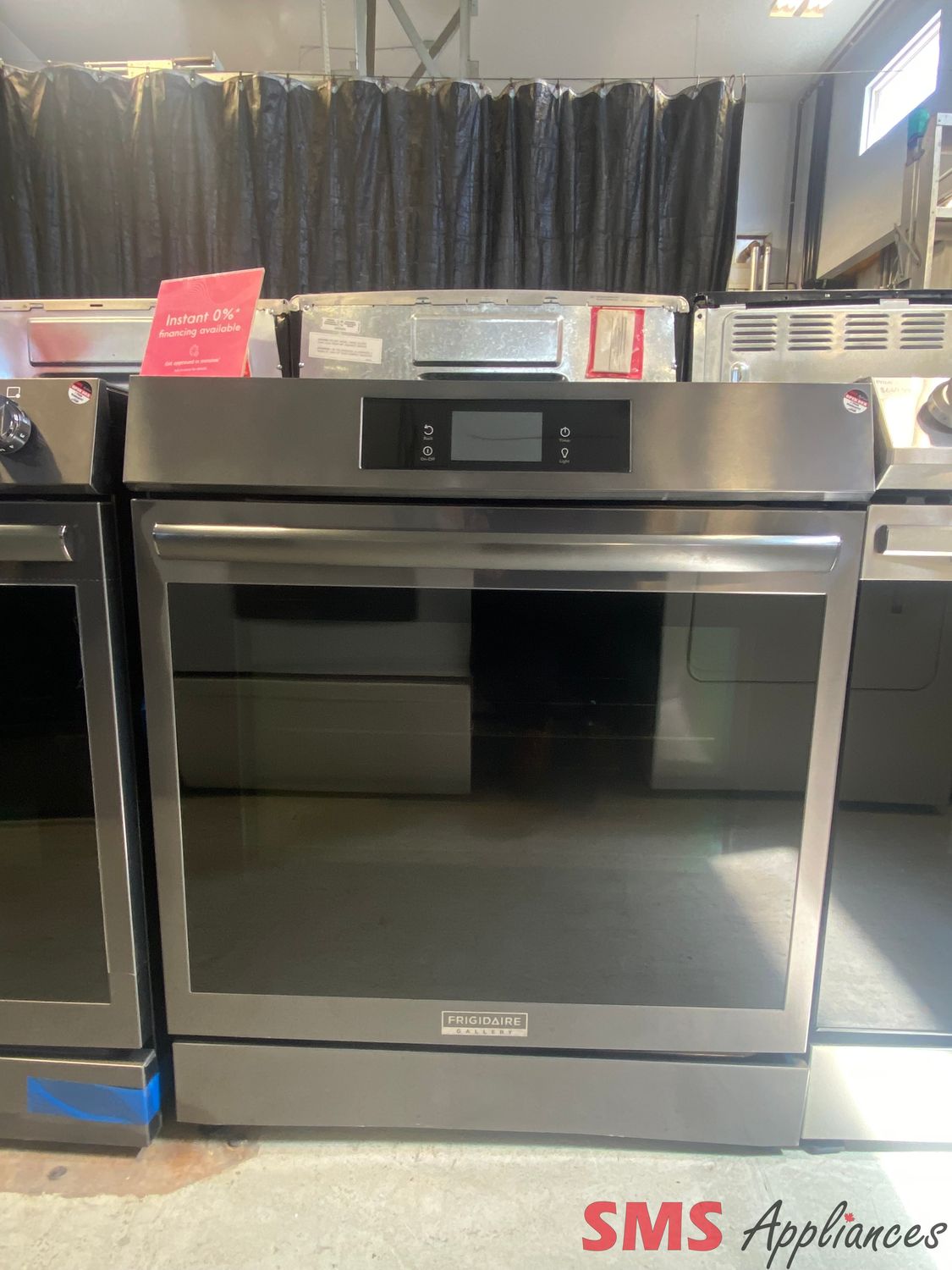 Open Box - Scratch & Dent - Frigidaire Gallery 30" Glass Top Induction Stove GCF1306CBD