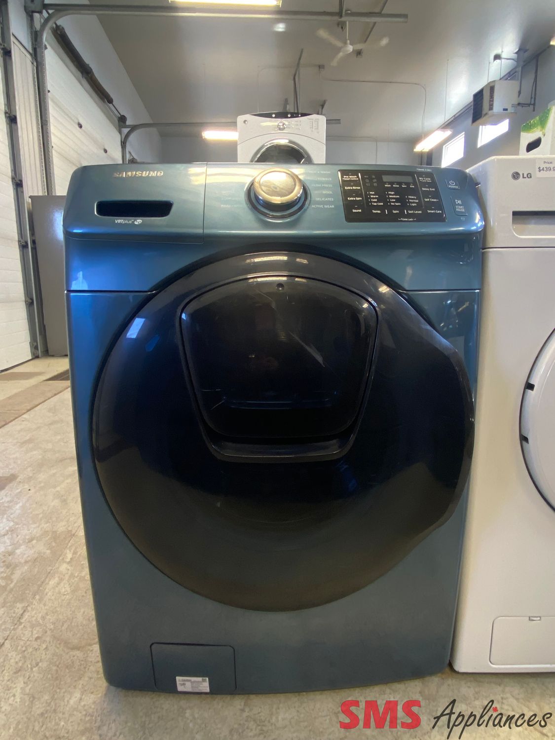 Samsung 27" Front Load Washer WF45K6200AZ