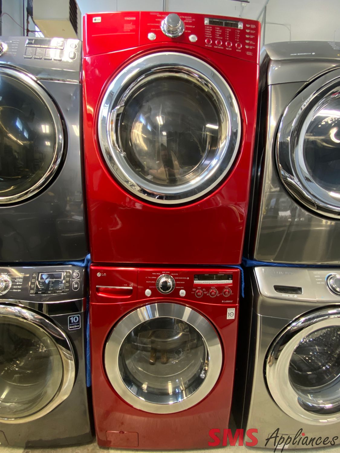 LG 27" Washer and Dryer Set WM2350HRC / DLE7177RM