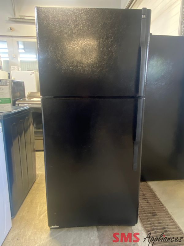 GE 30" Top Mount Refrigerator GTH18KBRVRBB
