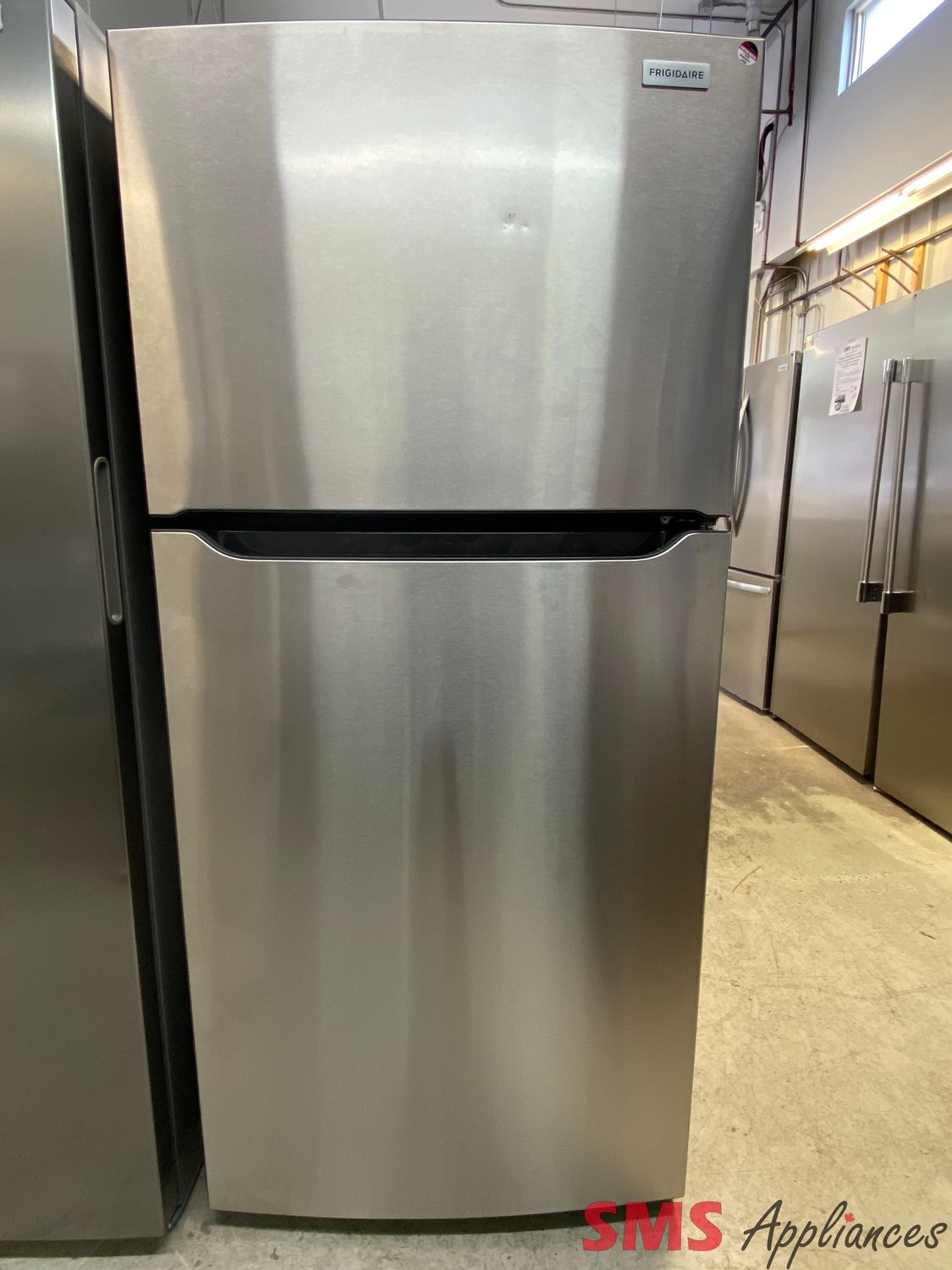 Open Box - Scratch & Dent - Frigidaire 30" Top Mount Refrigerator FFTR1835VS