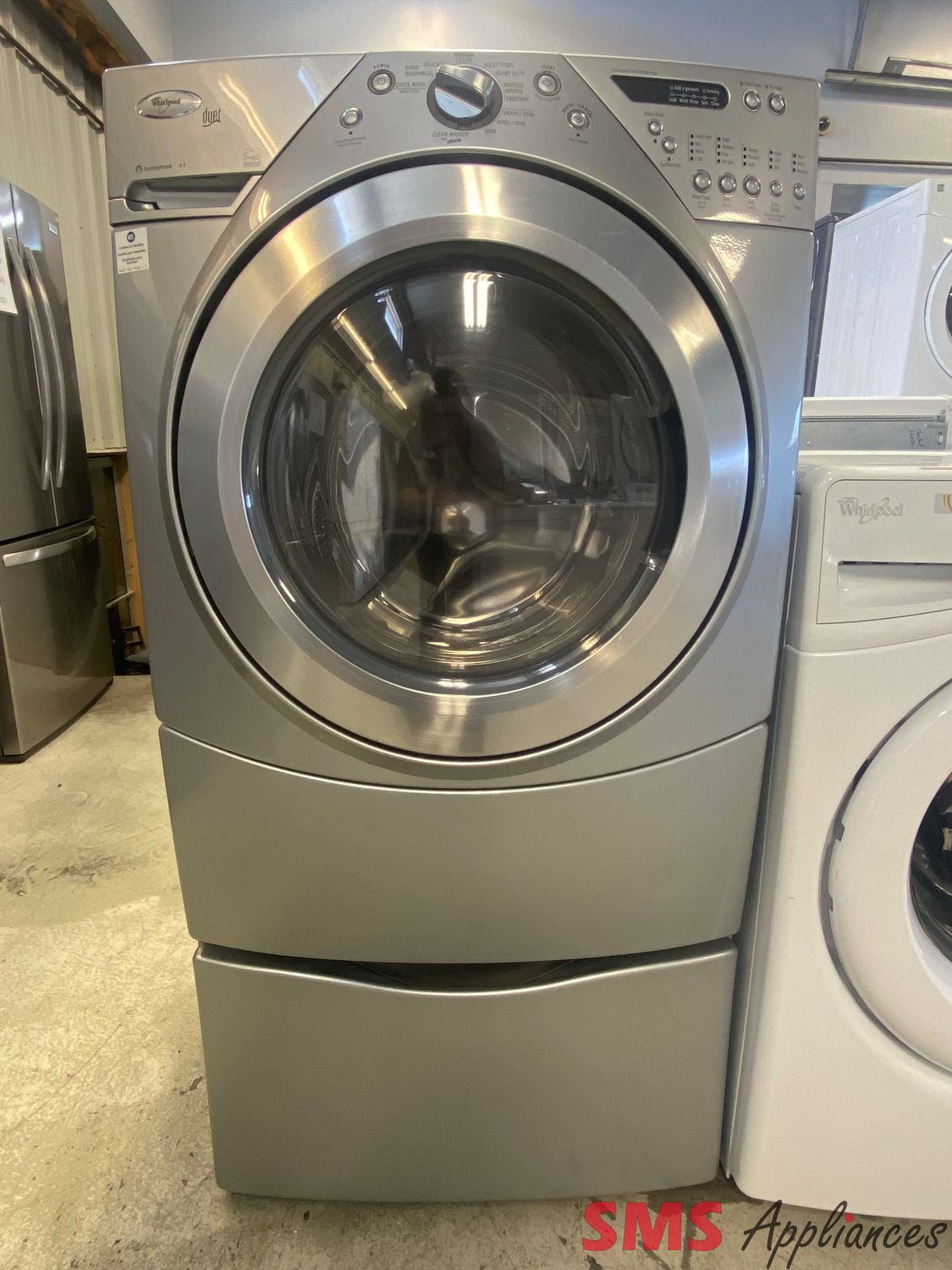 Whirlpool 27" Front Load Washer WFW9450WL