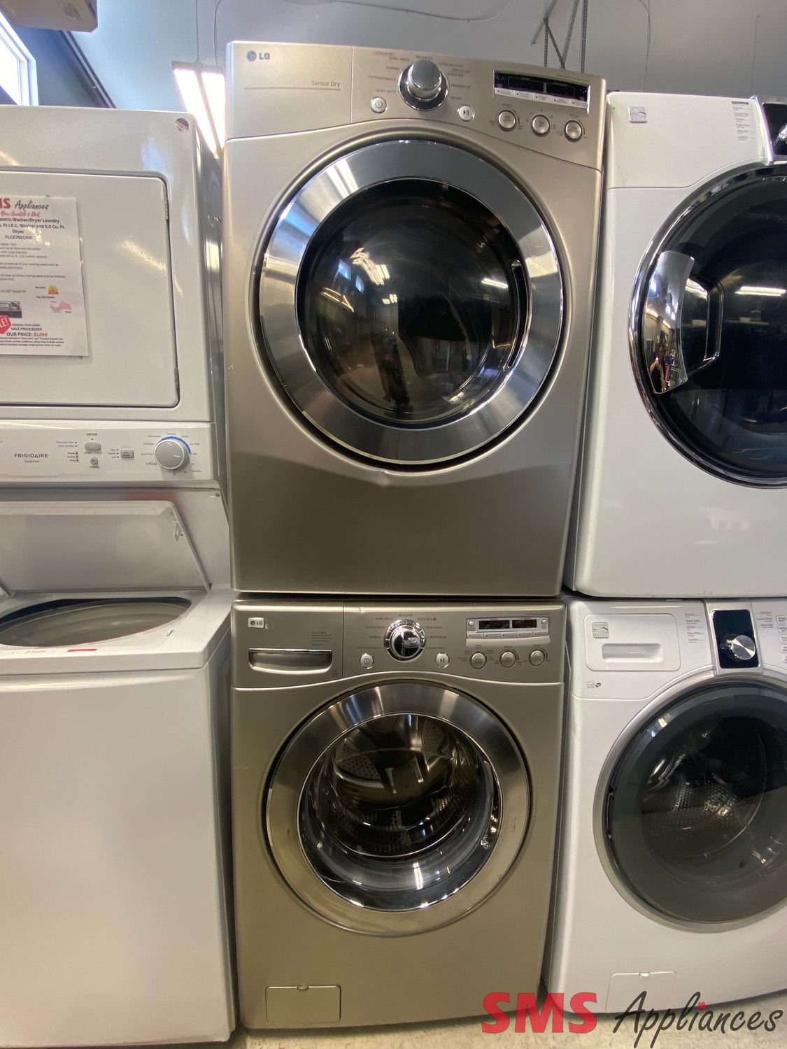 LG 27" Washer and Dryer Set WM2355CS / DLE2301S