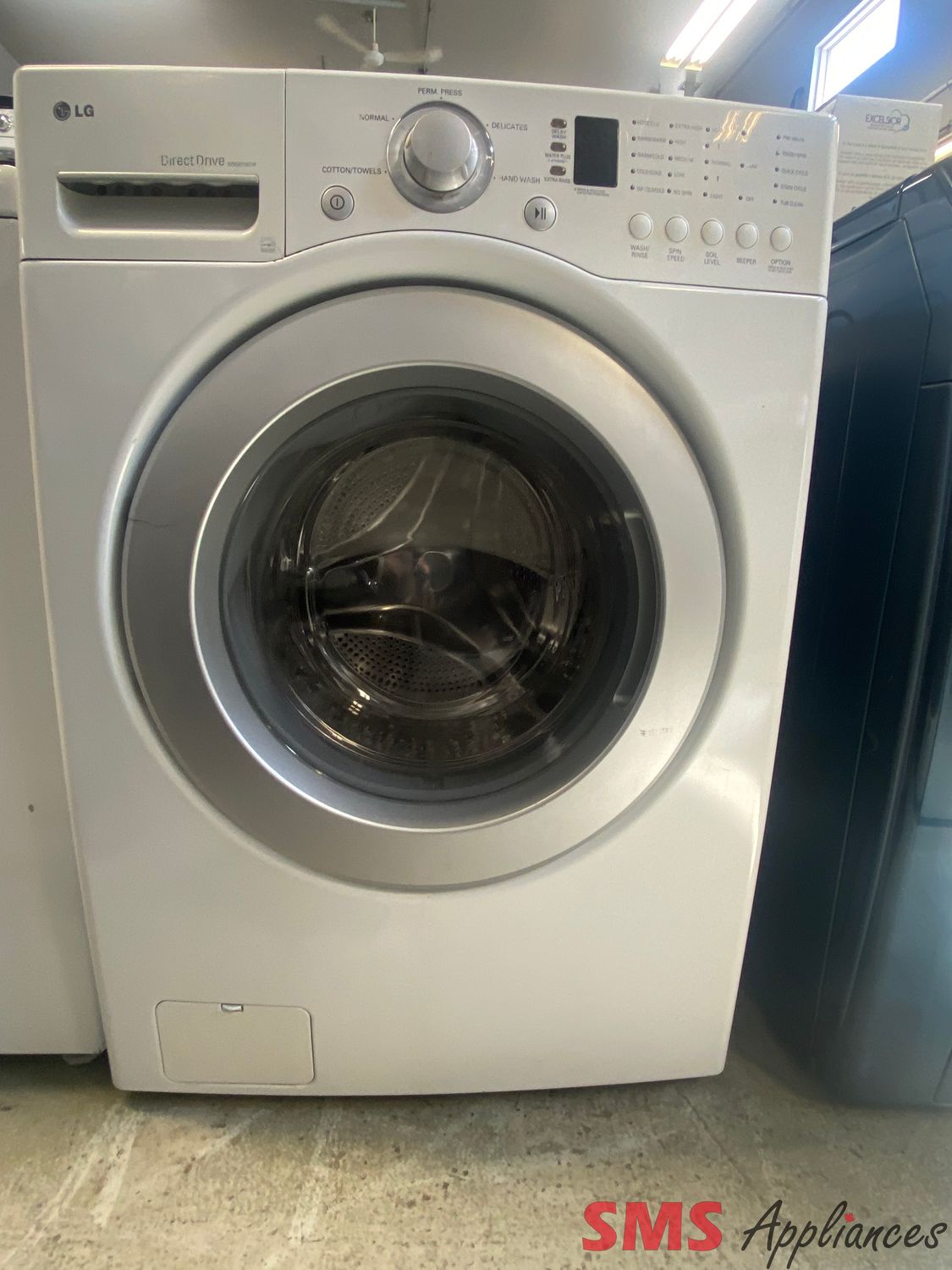 LG 27" Front Load Washer WM2016CW