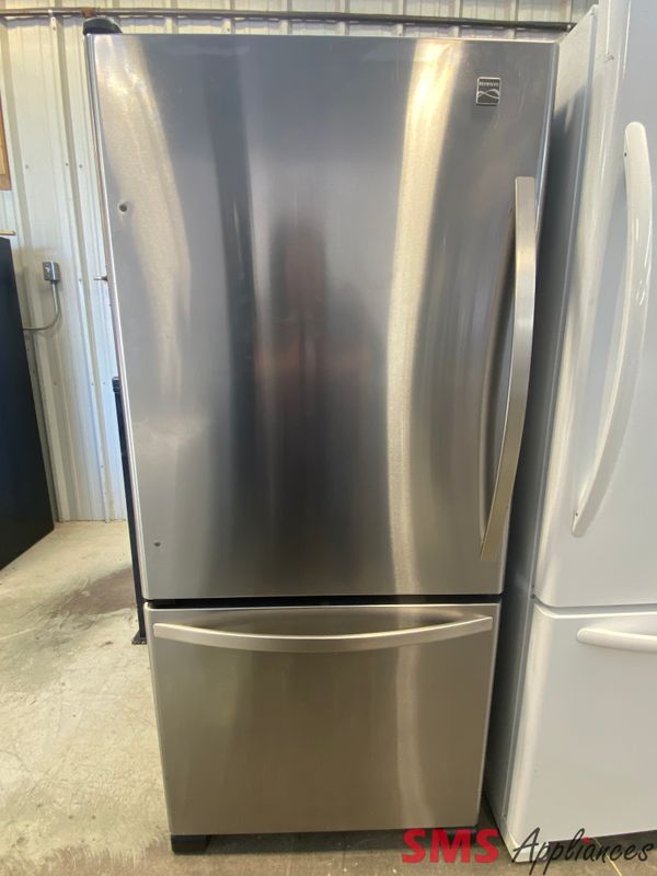 Kenmore 30" Bottom Mount Refrigerator 596.69973011