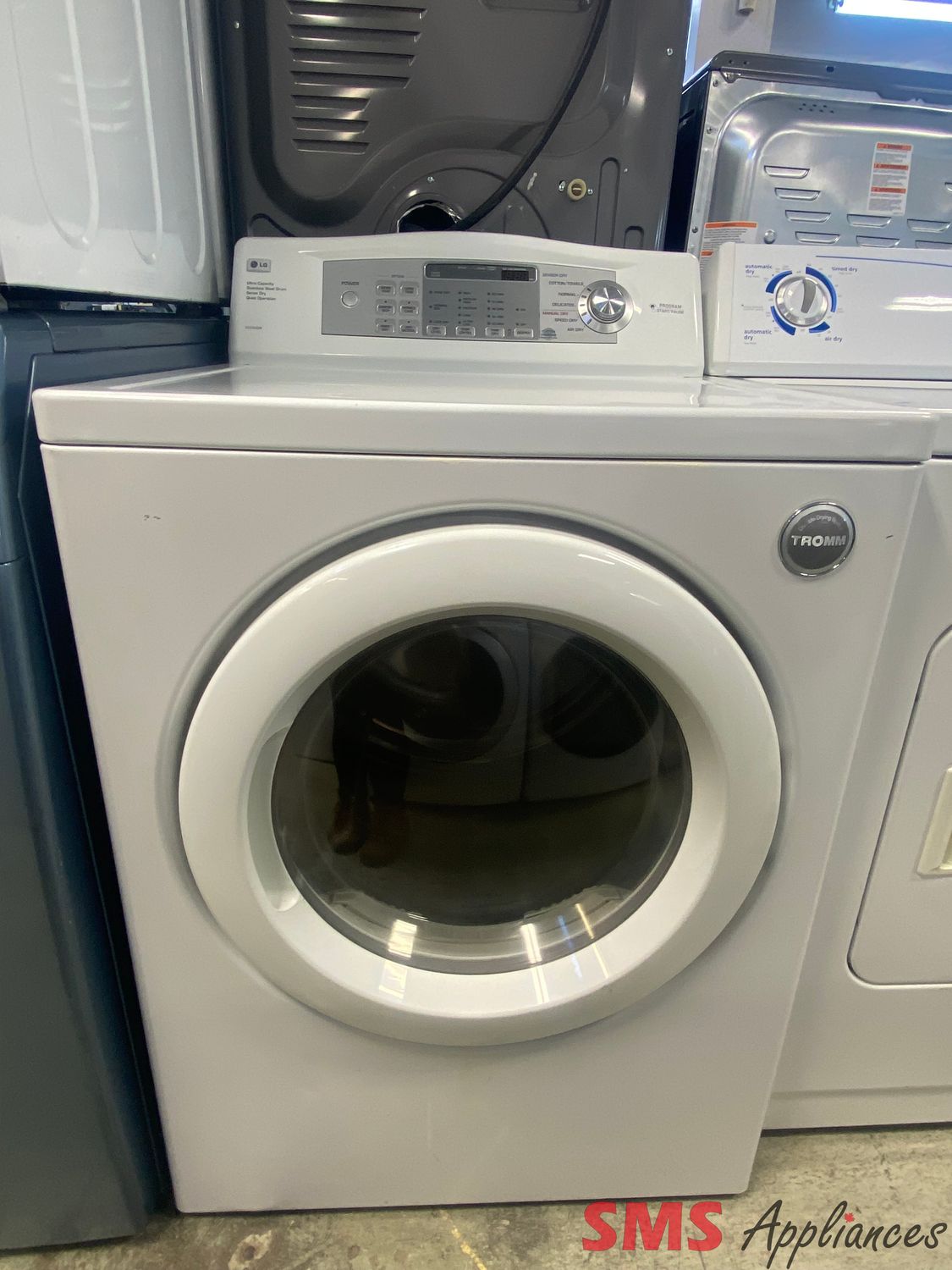 LG 27" Front Load Dryer DLE2532W