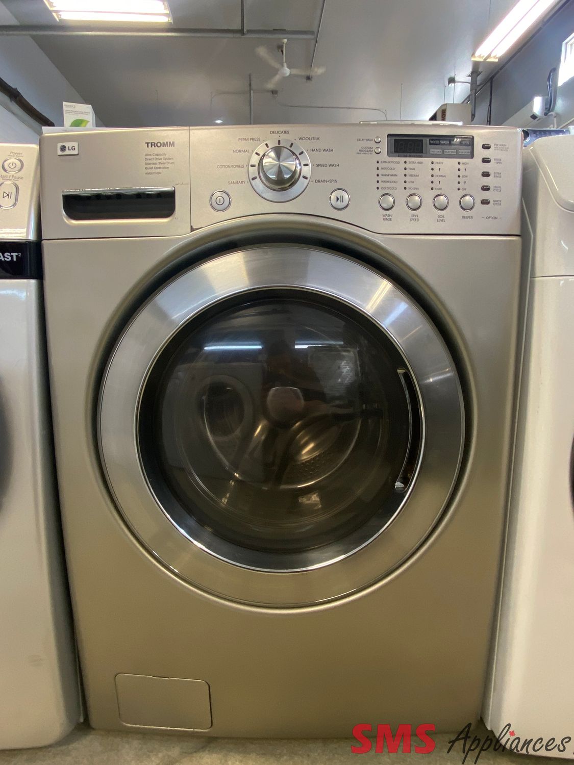 LG 27" Front Load Washer WM2677HSM