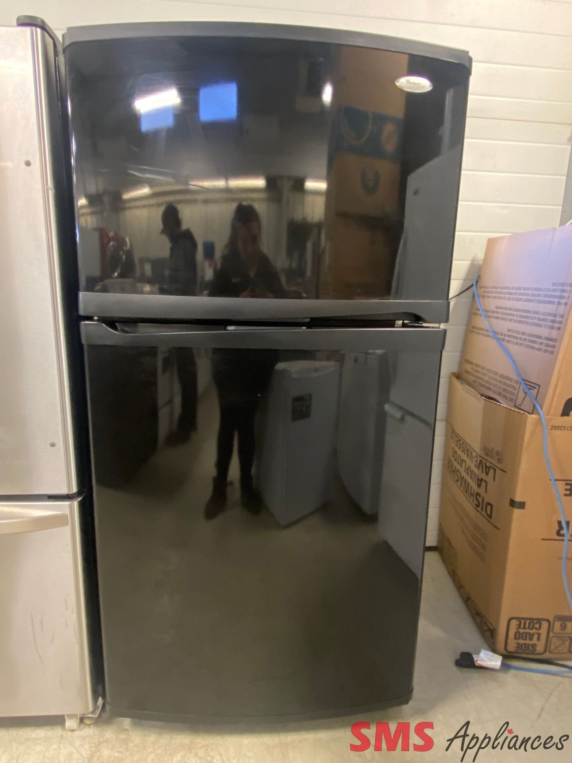 Whirlpool 33" Top Mount Refrigerator GR2SHKXMB01