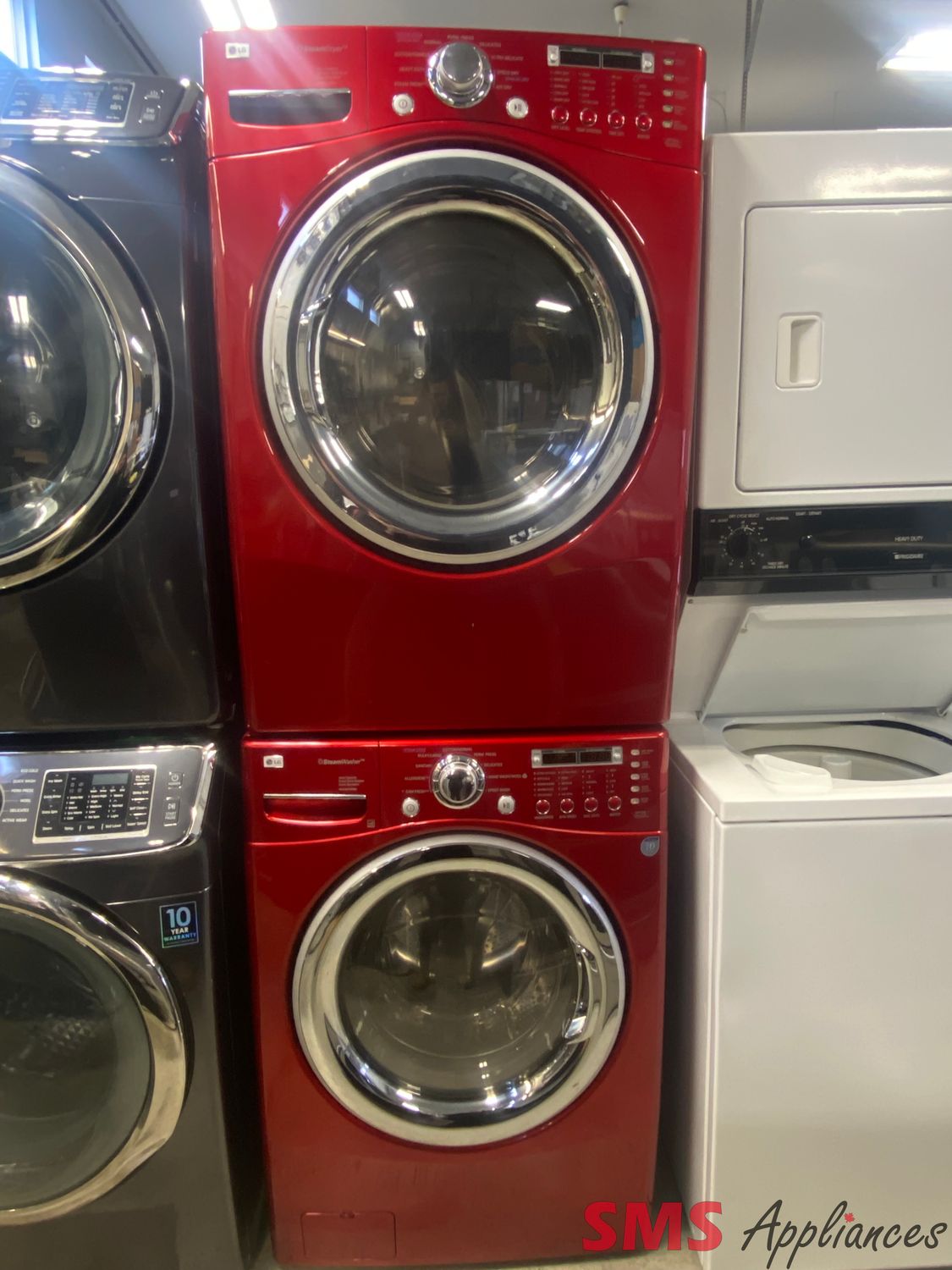 LG 27" Washer & Dryer Set WM2487HRM / DLE7177RM