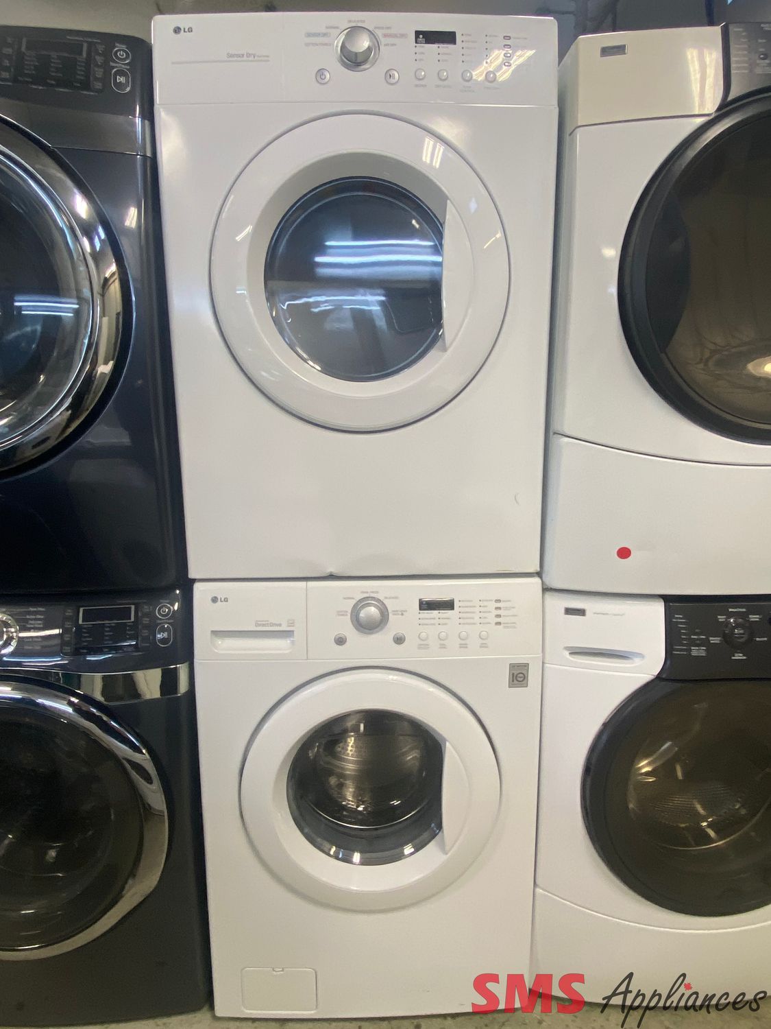 LG 27" Washer & Dryer Set WM2010CW / DLE1310W