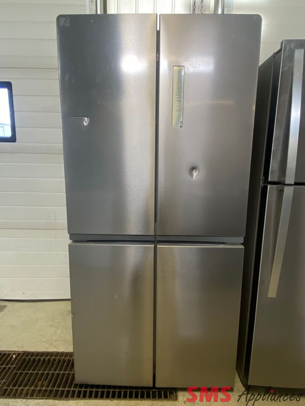 Frigidaire 33 Frigidaire 33" French Door Refrigerator FFBN1721TV