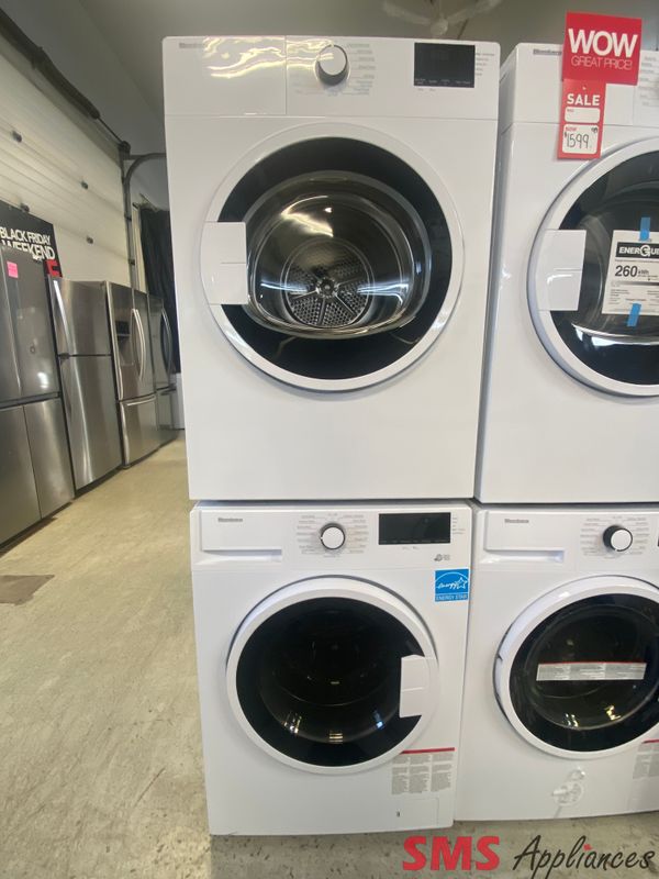 Blomberg 24 Blomberg 24" Washer & Dryer Set WM72200W / DV17600W