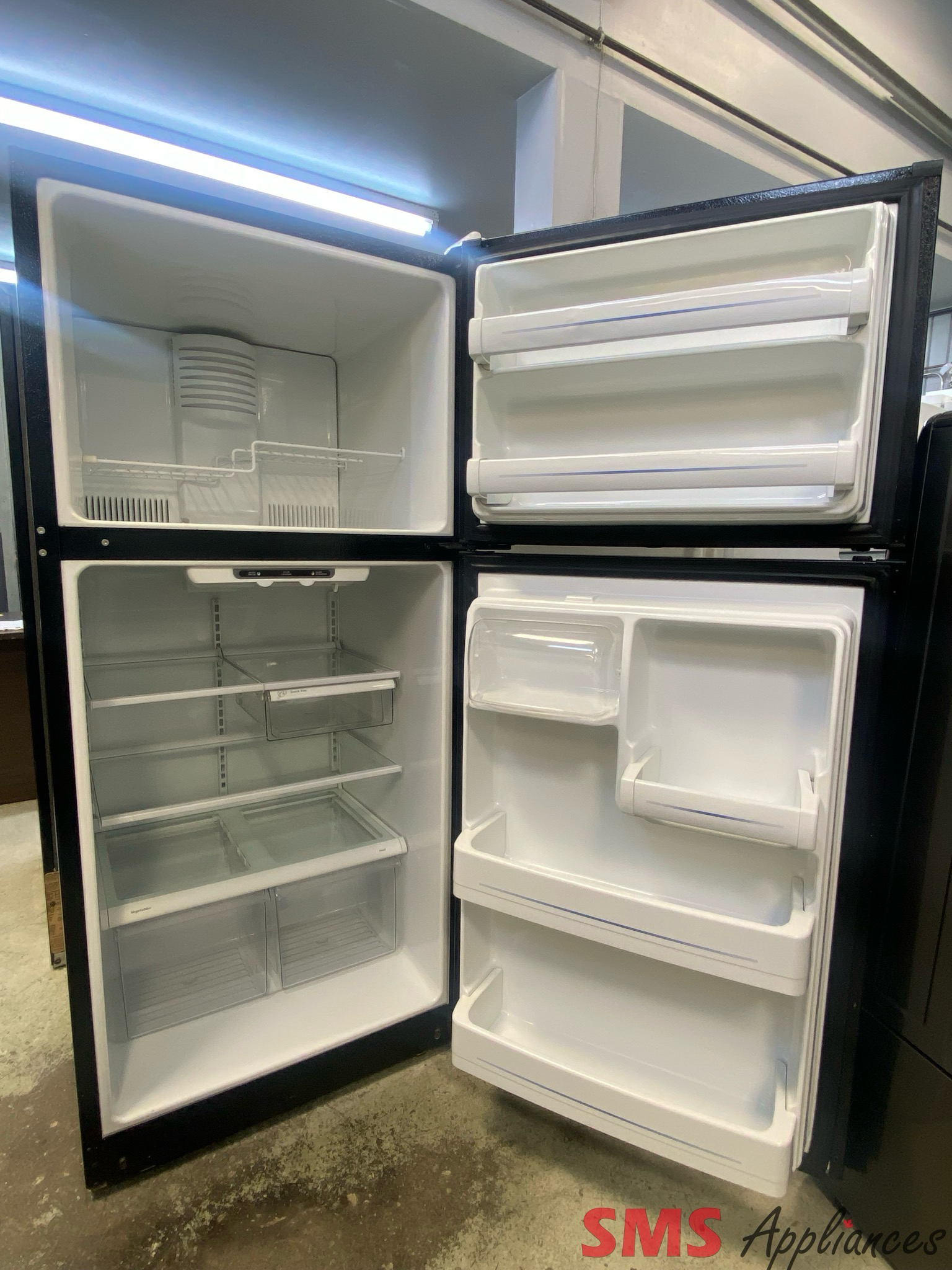 GE 30” Top Mount Refrigerator GTS18IBRDRBB