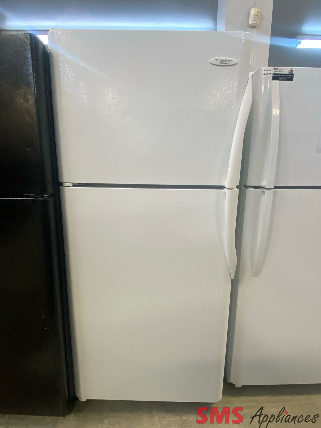 Frigidaire 30” Top Mount Refrigerator GLRT214TCW