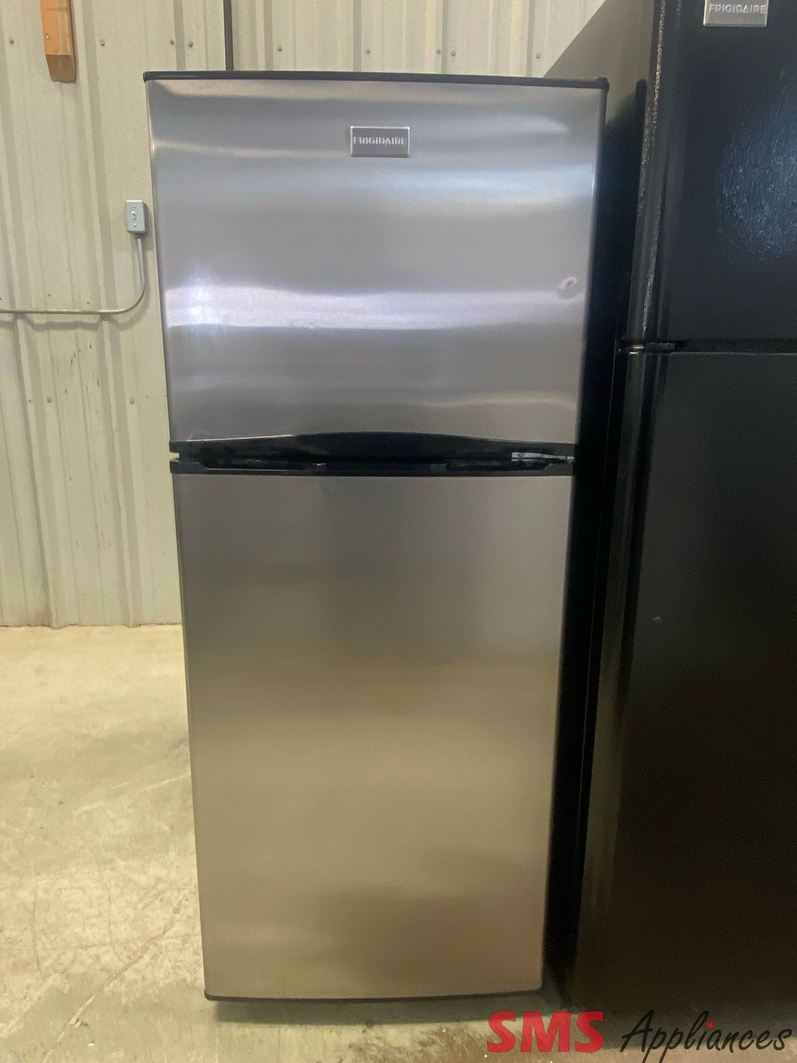 Frigidaire 24” Top Mount Refrigerator FFET1222QS