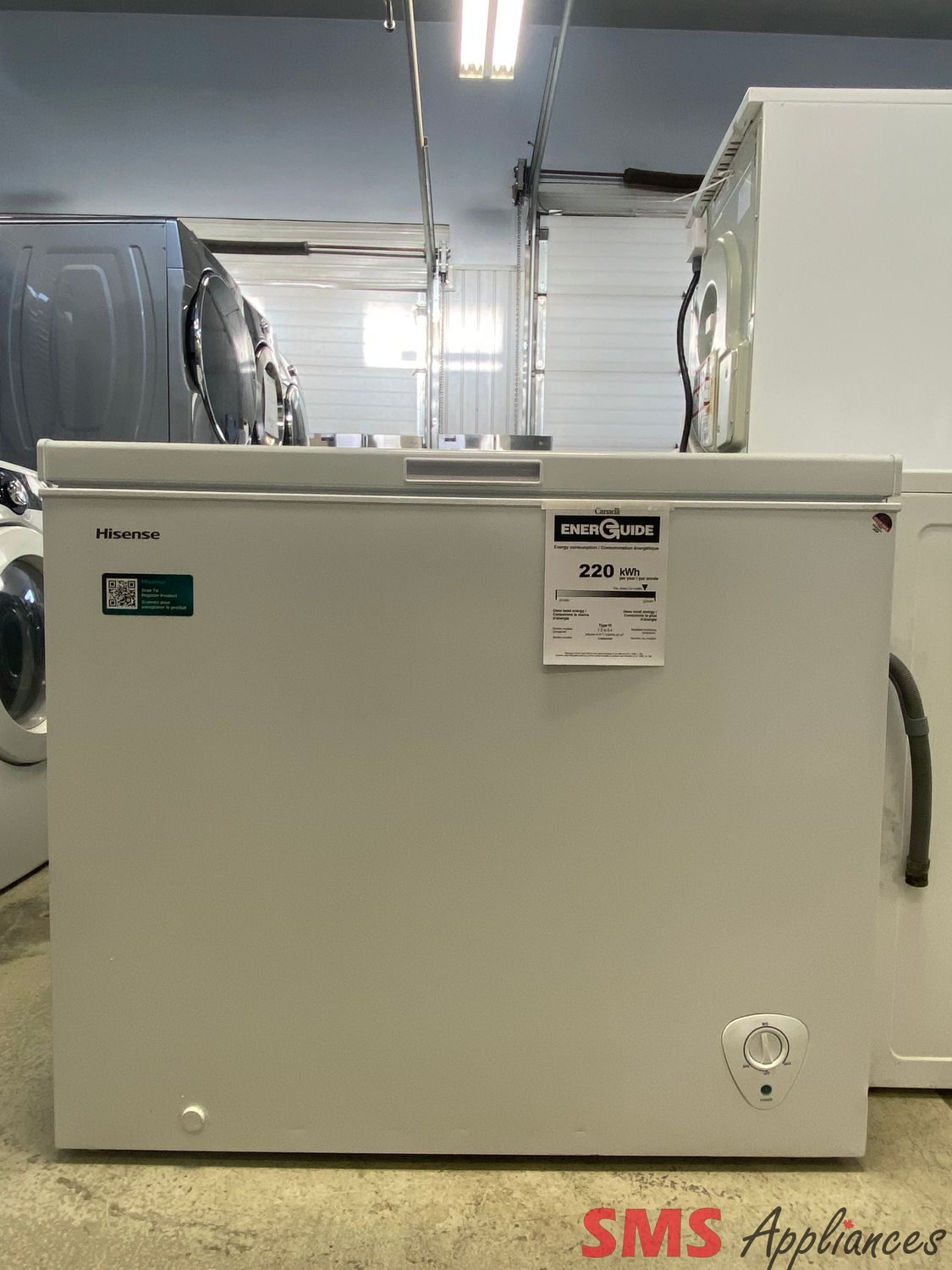 Open Box - Scratch & Dent - Hisense Chest Freezer FC88D6CWD