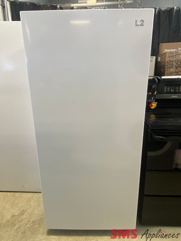 L2 28 L2 28" Upright Convertible Fridge / Freezer