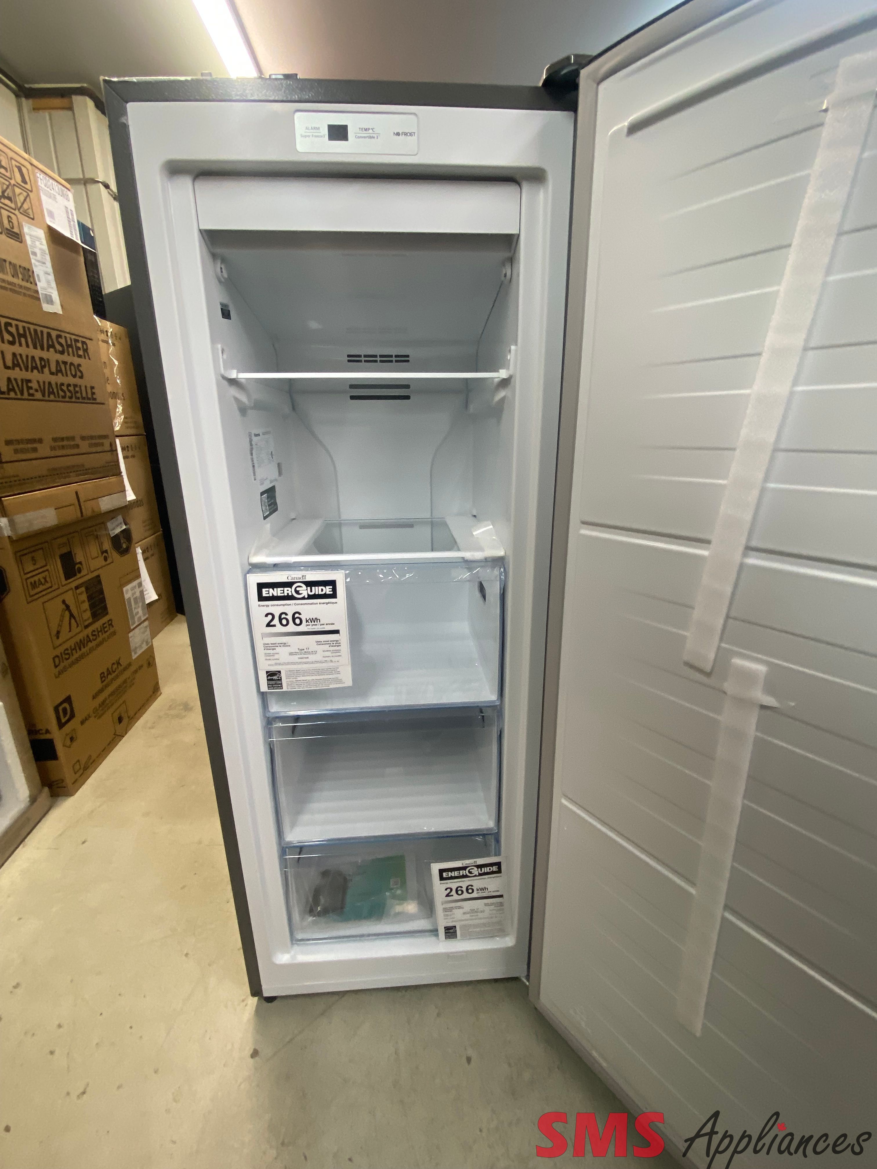 Open Box - Scratch & Dent - Hisense 22