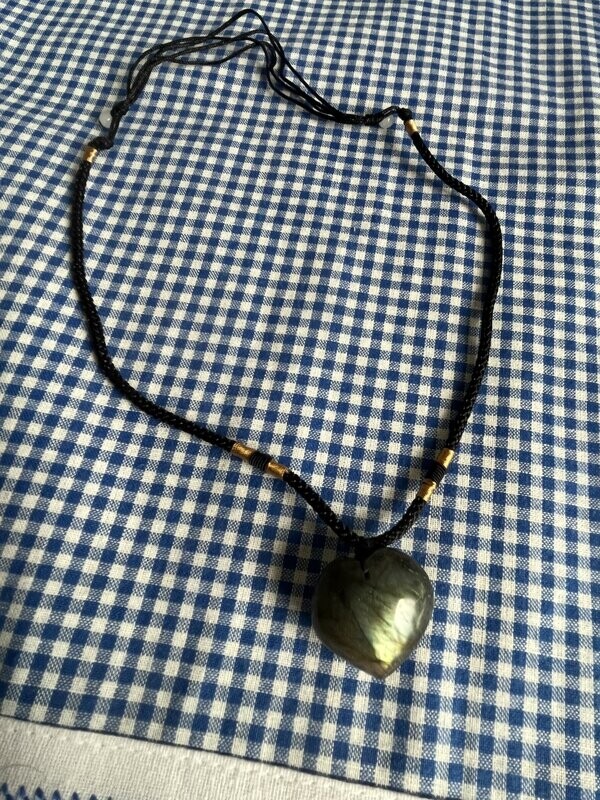 Collier Coeur Labradorite 3 cm
Prix TVA incl. + Port à payer Collier Coeur Labradorite 3 cm
Prix TVA incl. + Port à payer