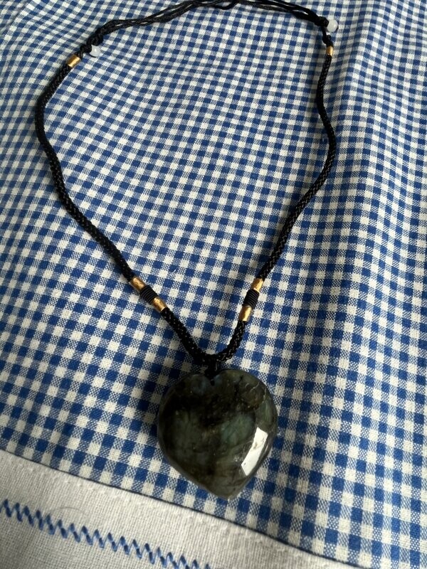 Collier Coeur Labradorite 4 cm
Prix TVA incl. + Port à payer Collier Coeur Labradorite 4 cm
Prix TVA incl. + Port à payer