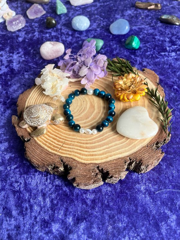 Bracelet signe astrologique. Pierres naturelles œil du tigre bleue. Perles 8mm Bracelet signe astrologique. Pierres naturelles œil du tigre bleue. Perles 8mm