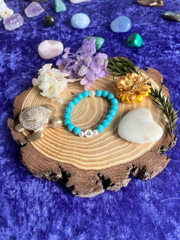 Bracelet signe astrologique. Pierres naturelles Turquoise. Perles 8mm Bracelet signe astrologique. Pierres naturelles Turquoise. Perles 8mm