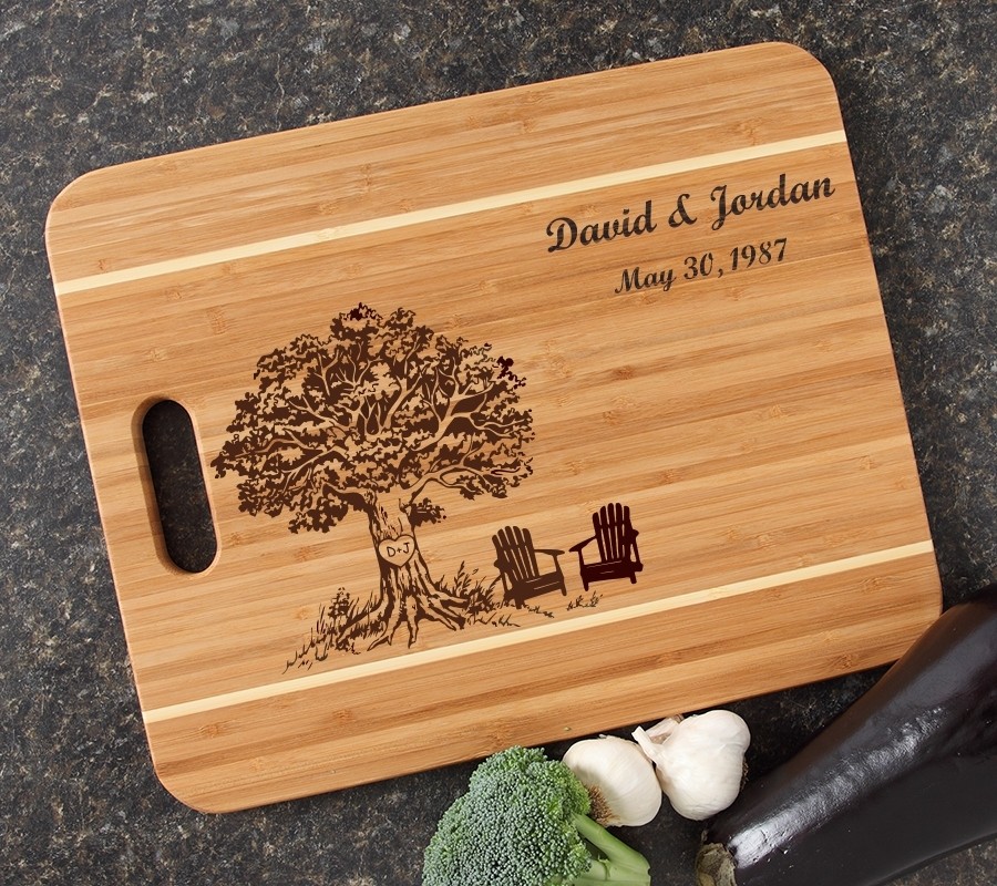 Personalized Cutting Board Engraved 15x12 Handle DESIGN 31