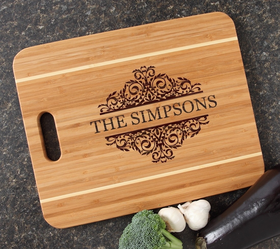 Personalized Cutting Board Engraved 15x12 Handle DESIGN 39