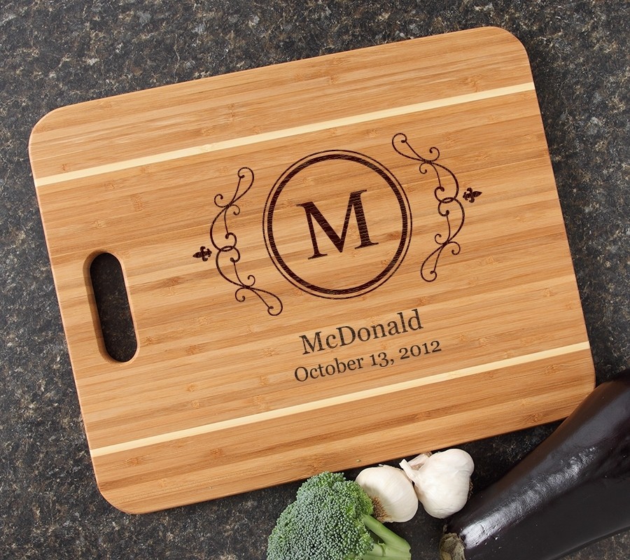 Personalized Cutting Board Engraved 15x12 Handle DESIGN 10