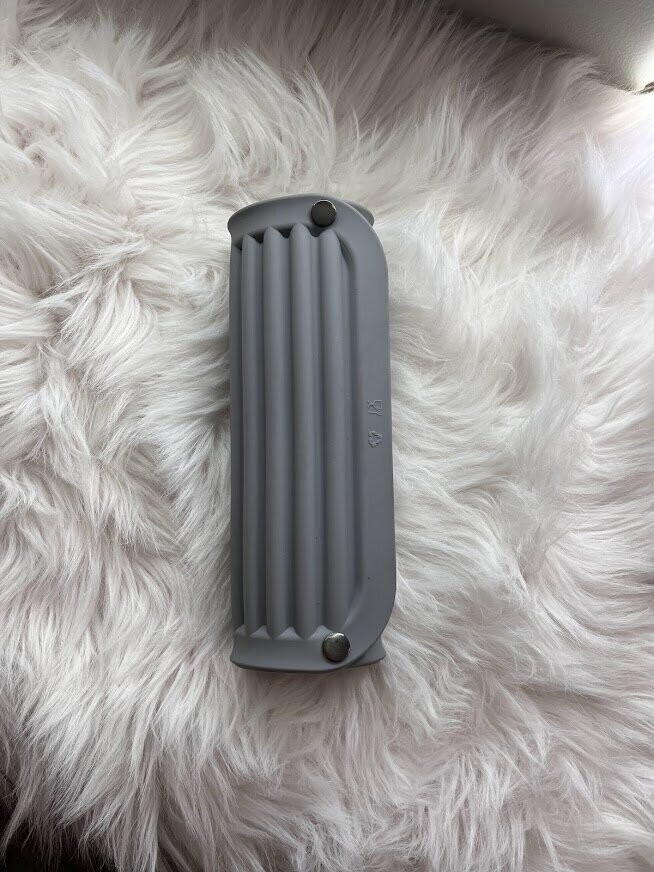 Grey sleeve