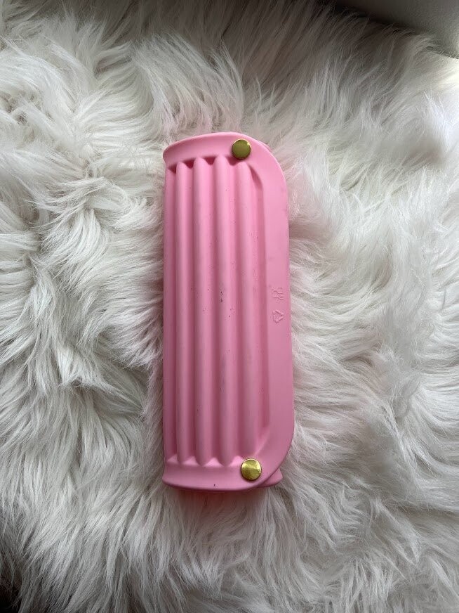 Baby pink sleeve