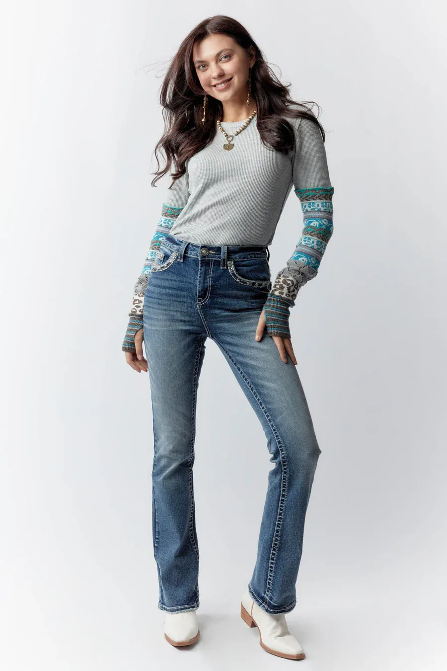 Women&#39;s Embroidery Bootcut Jeans
